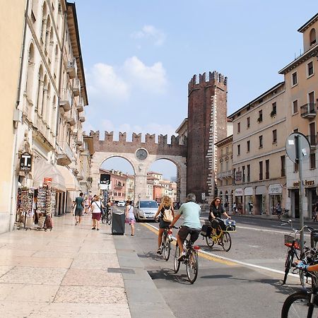 Dreaming Piazza Bra Rooms Verona Eksteriør bilde